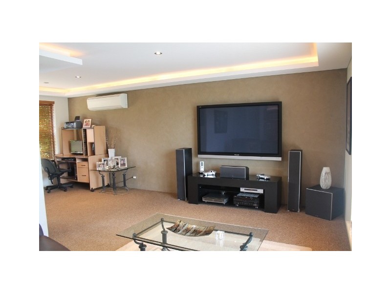 15 Tasman Road, Beldon WA 6027