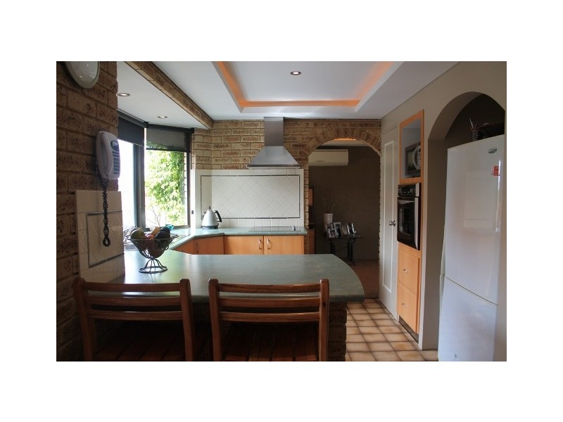 15 Tasman Road, Beldon WA 6027