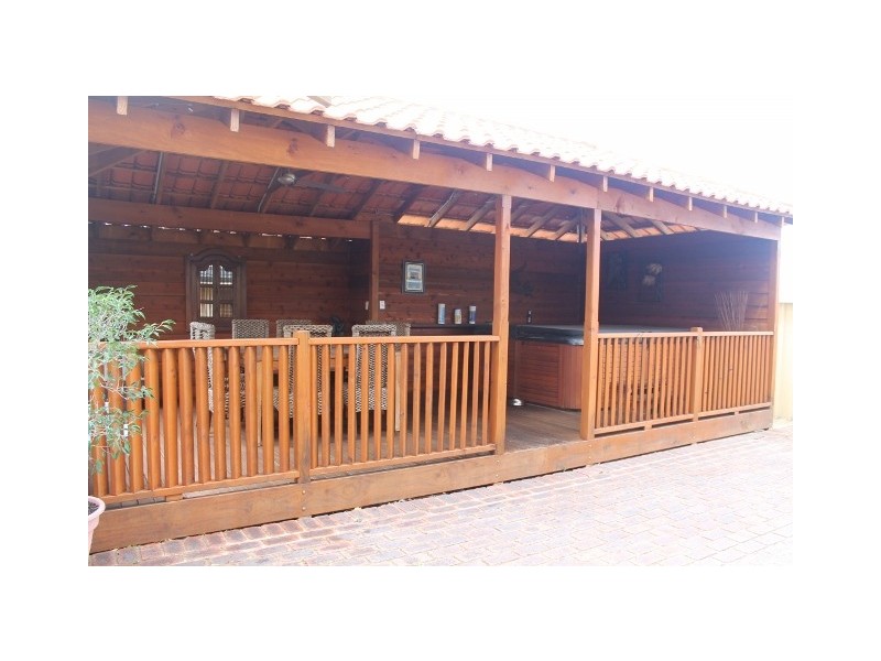 15 Tasman Road, Beldon WA 6027