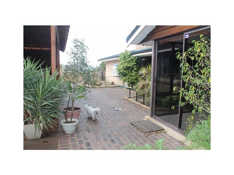 15 Tasman Road, Beldon WA 6027