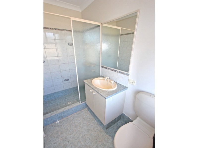 18 ANFIELD PARADE, Hocking WA 6065