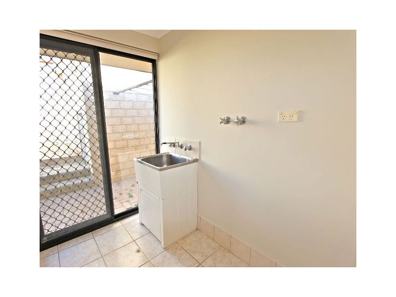 18 ANFIELD PARADE, Hocking WA 6065