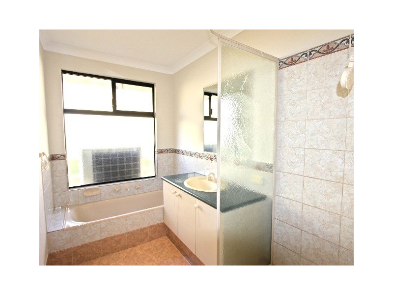 18 ANFIELD PARADE, Hocking WA 6065