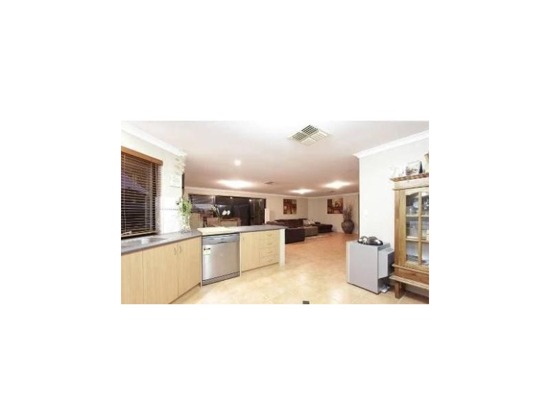 52 Garran Loop, Henley Brook WA 6055