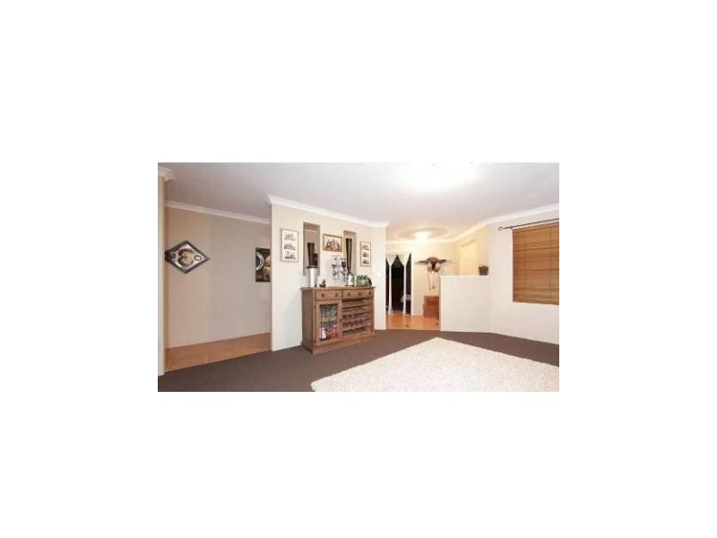 52 Garran Loop, Henley Brook WA 6055