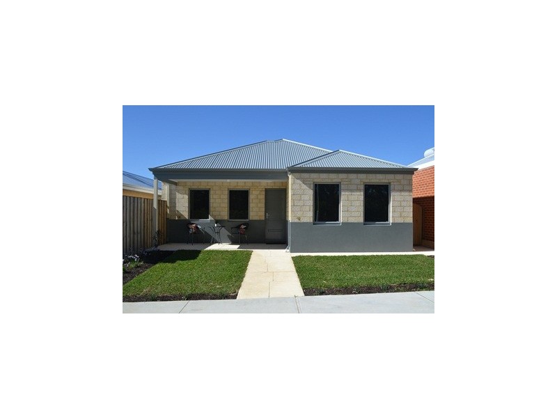 19 Granite Place, Yanchep WA 6035