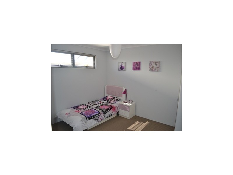 19 Granite Place, Yanchep WA 6035