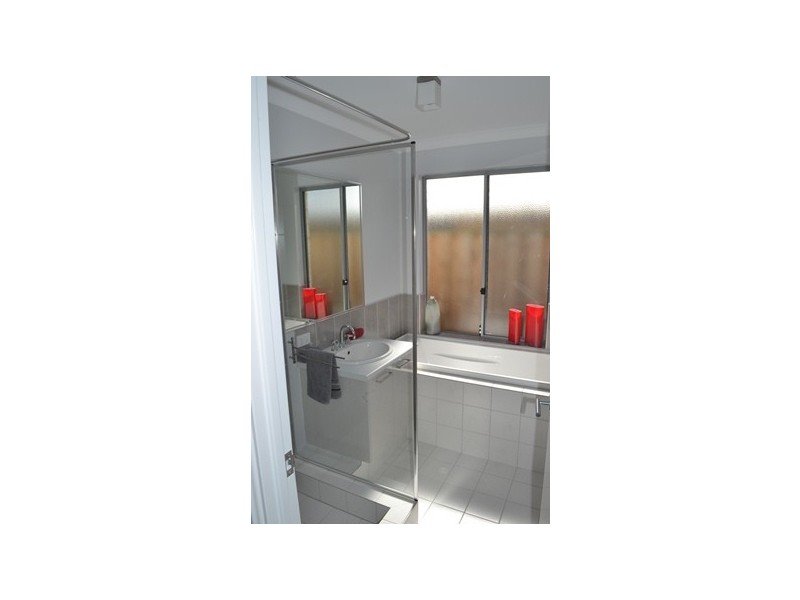 19 Granite Place, Yanchep WA 6035