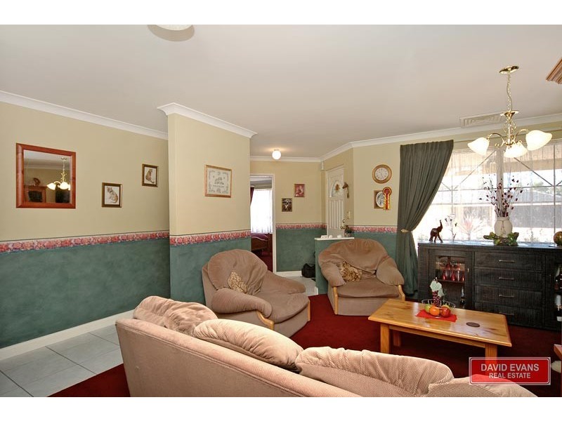 6 Coolamine Close, Carramar WA 6031