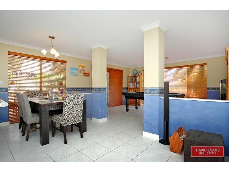 6 Coolamine Close, Carramar WA 6031