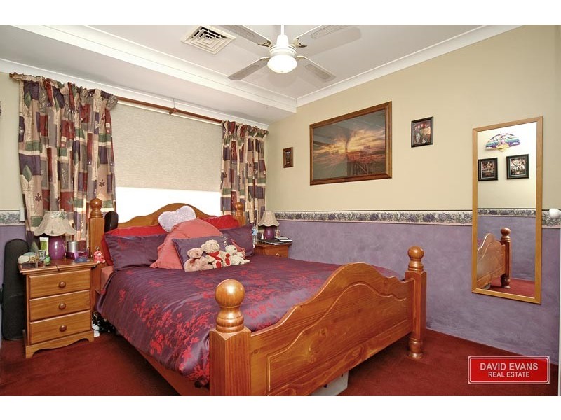 6 Coolamine Close, Carramar WA 6031