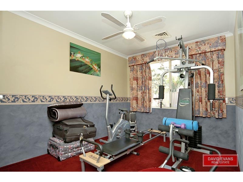 6 Coolamine Close, Carramar WA 6031