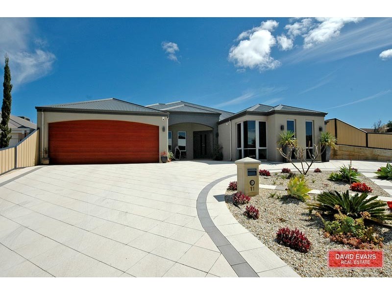 11 Pintail Pass, Tapping WA 6065