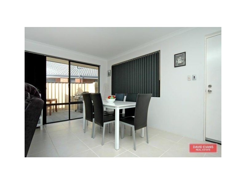 47 Lauderdale Ramble, Carramar WA 6031
