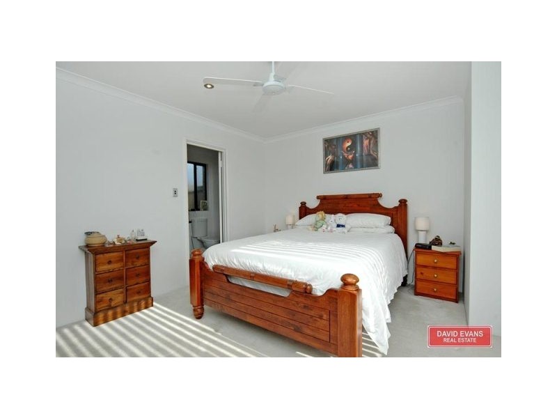 47 Lauderdale Ramble, Carramar WA 6031