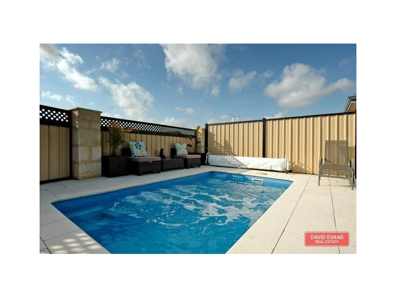 47 Lauderdale Ramble, Carramar WA 6031