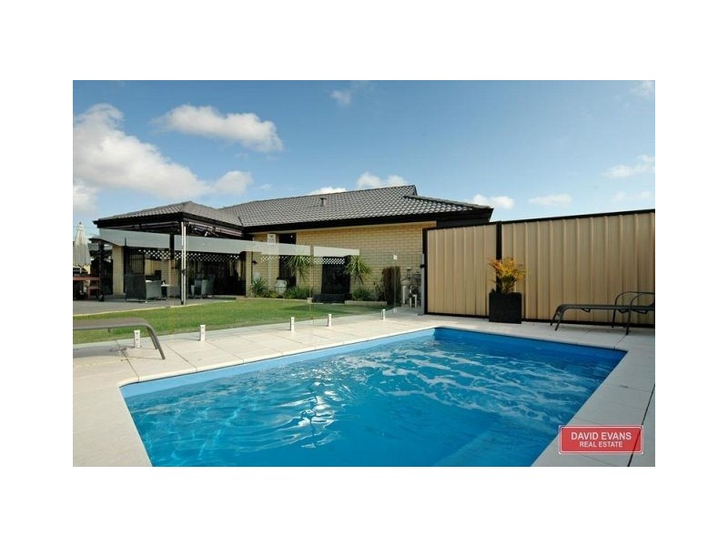 47 Lauderdale Ramble, Carramar WA 6031