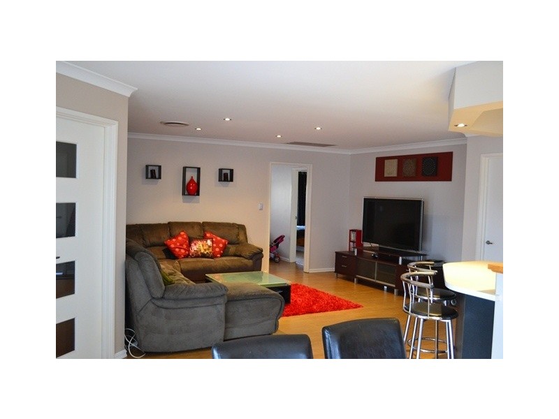 14 Enfield Turn, Carramar WA 6031