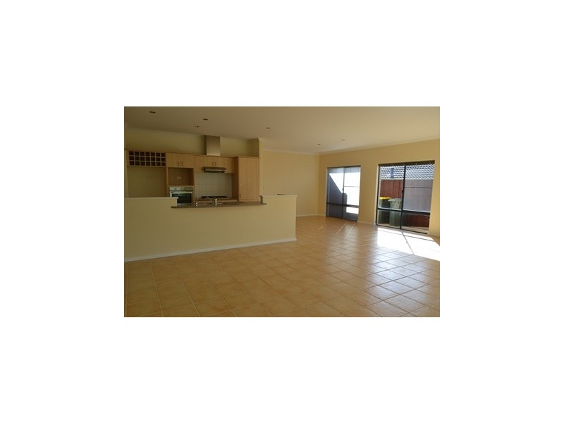 6 Bluff Way, Mindarie WA 6030