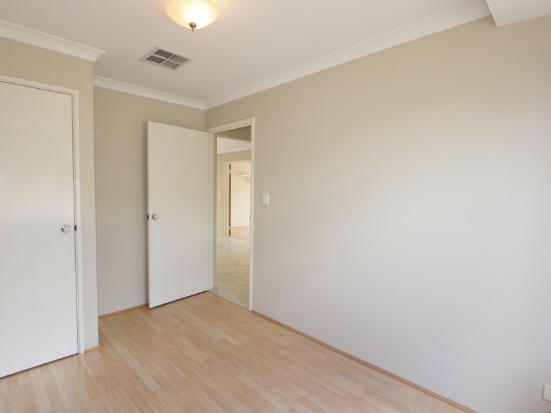 21 ST STEPHENS CRESCENT, Tapping WA 6065