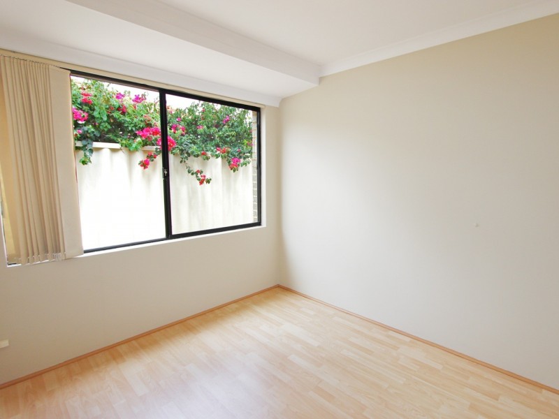 21 ST STEPHENS CRESCENT, Tapping WA 6065