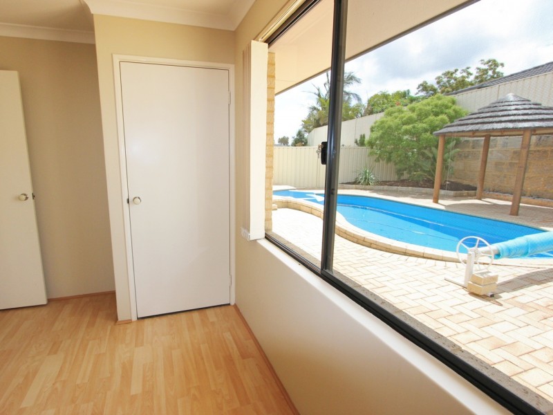 21 ST STEPHENS CRESCENT, Tapping WA 6065