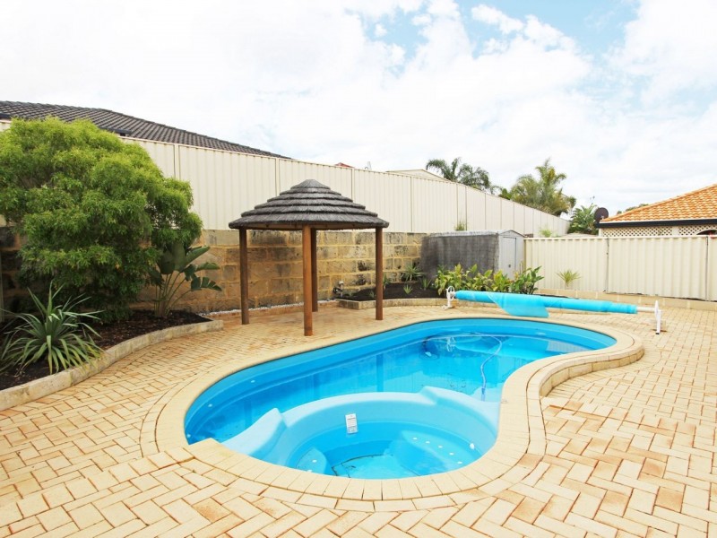 21 ST STEPHENS CRESCENT, Tapping WA 6065