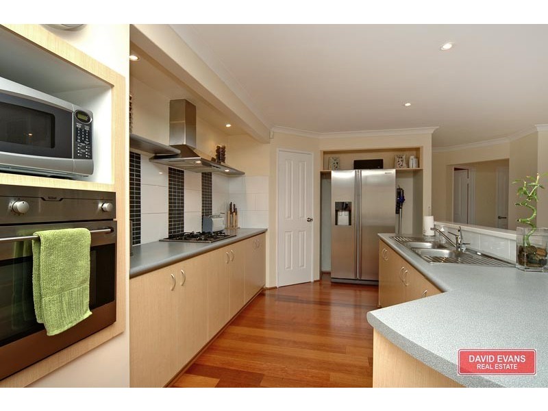21 Woodbine Loop, Tapping WA 6065