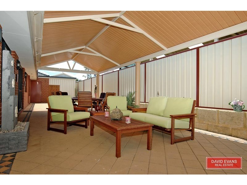 90 Golf Links Drive, Carramar NSW 2163
