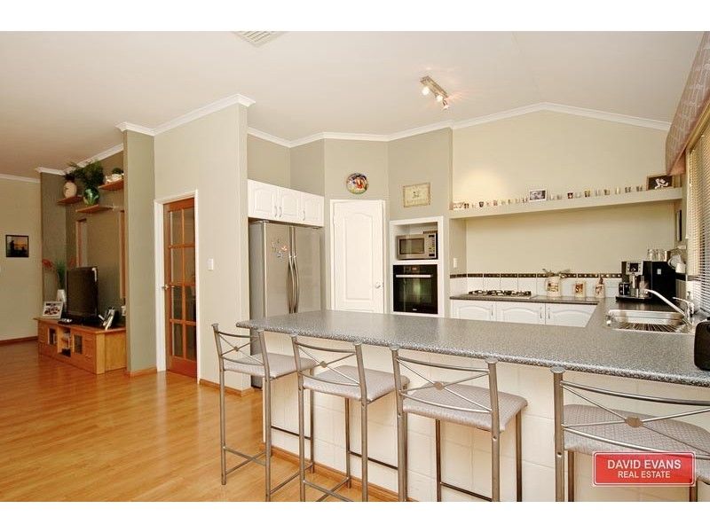 90 Golf Links Drive, Carramar WA 6031