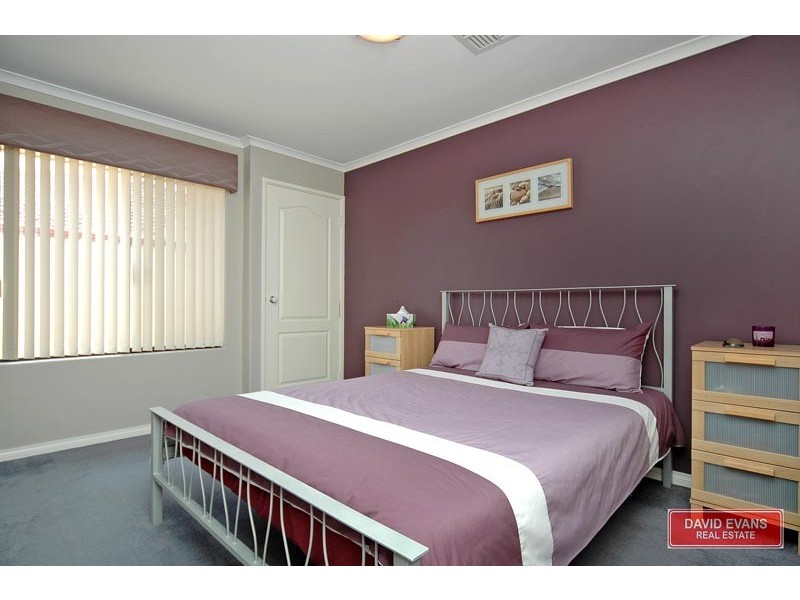 90 Golf Links Drive, Carramar WA 6031