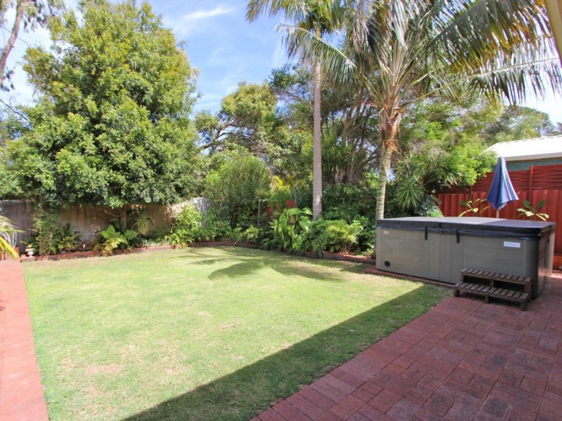 9 MELALEUCA DRIVE, Greenwood WA 6024