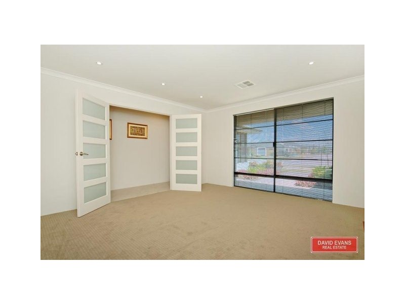 132 Ashley Road, Tapping WA 6065