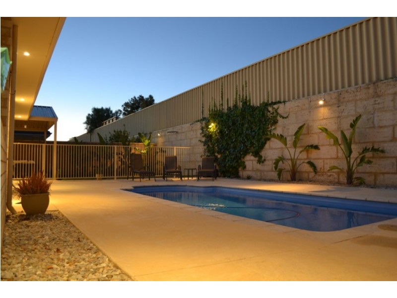 141 ASHLEY ROAD, Tapping WA 6065