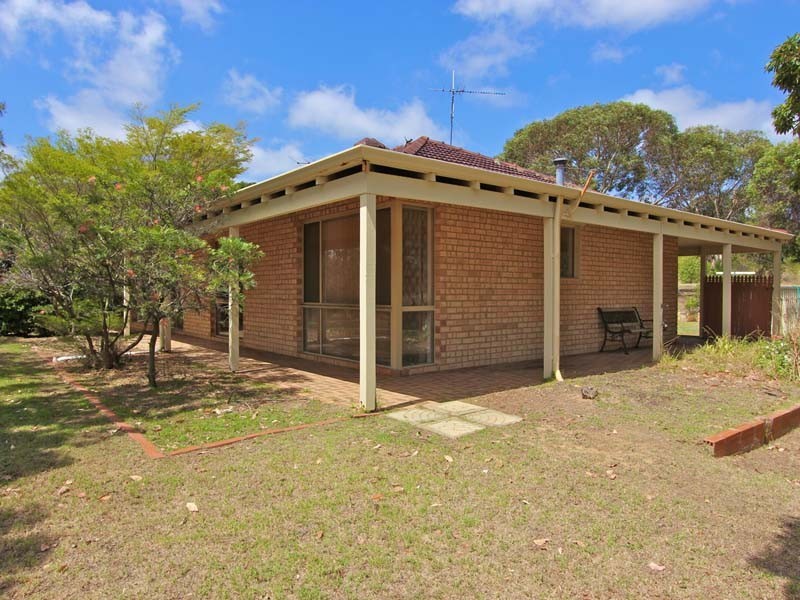 74 WOOLLY BUSH LOOP, Woodridge WA 6041
