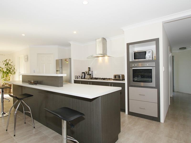 86 Waldburg Drive, Tapping WA 6065