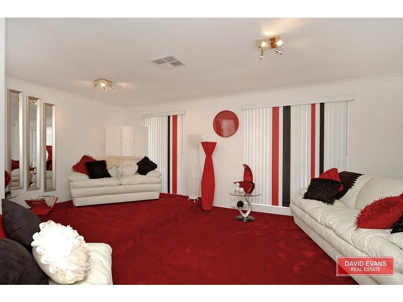 19 CARVEL PLACE, Ocean Reef WA 6027