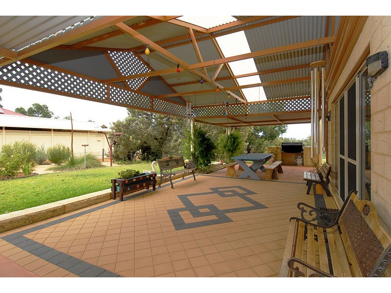 17 Harling Way, Bullsbrook WA 6084