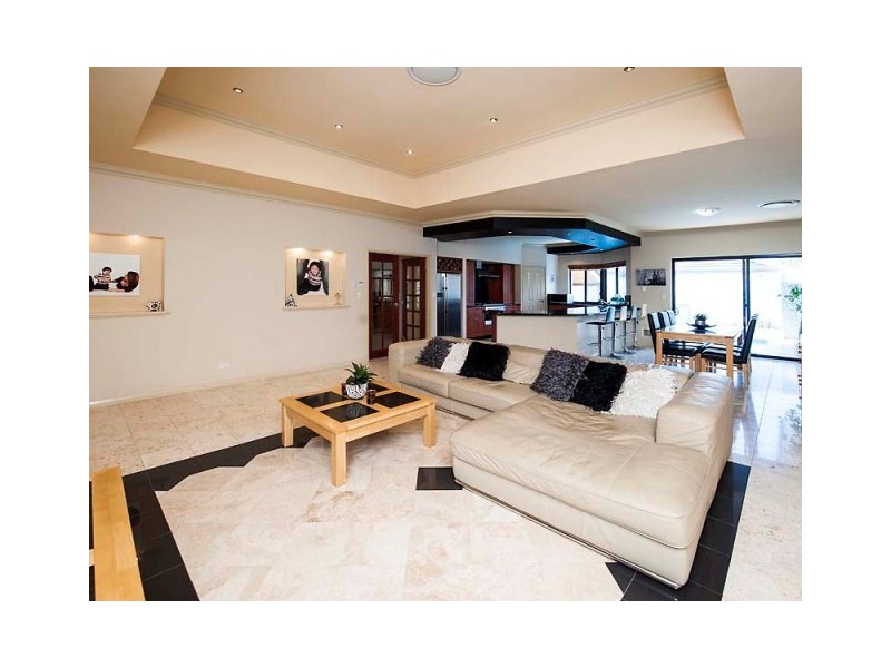 43 LONG BEACH PROMENADE, Mindarie WA 6030