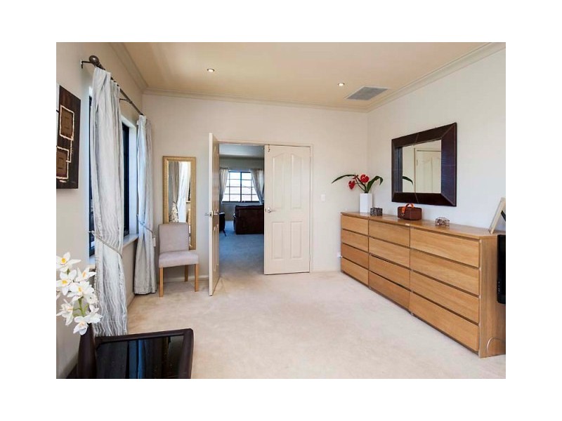 43 LONG BEACH PROMENADE, Mindarie WA 6030