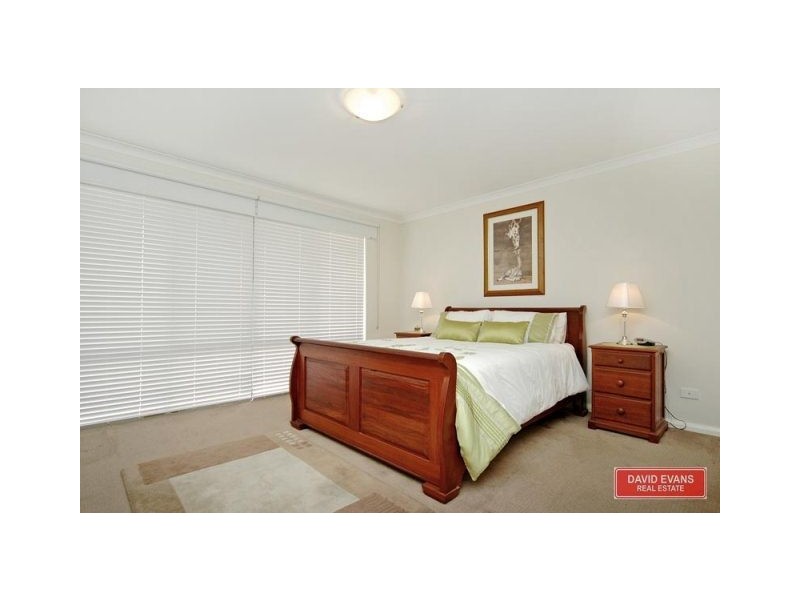 9 REDSTONE TRAIL, Ellenbrook WA 6069