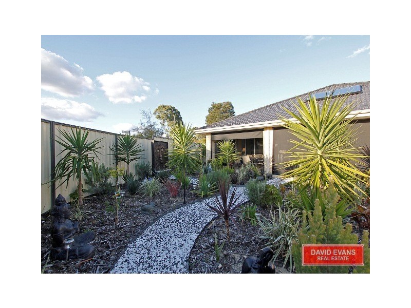 122 Golf Links Drive, Carramar WA 6031