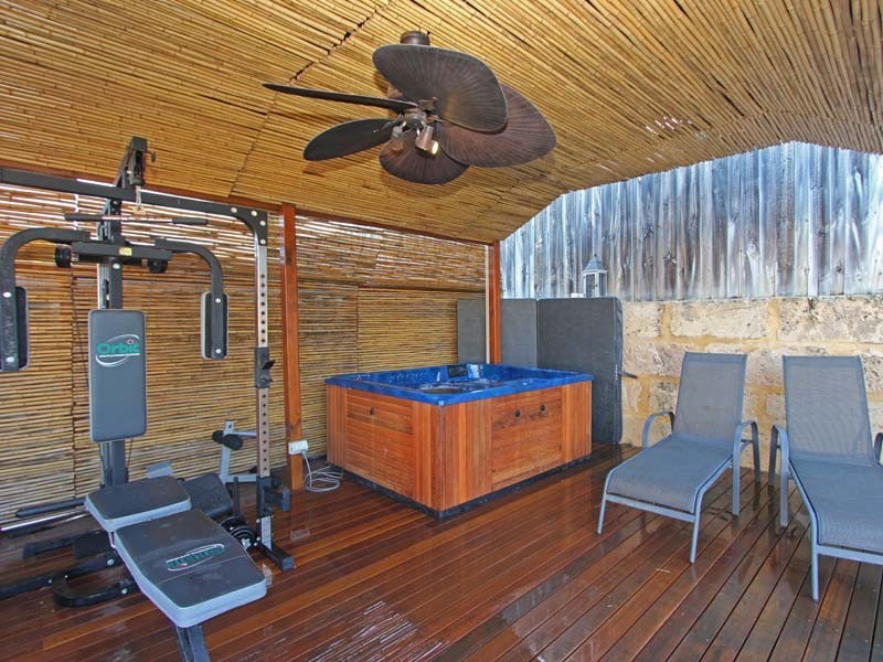 85 SANTA BARBARA PARADE, Quinns Rocks WA 6030