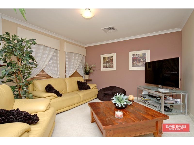 98 Clydebank Crescent, Kinross WA 6028