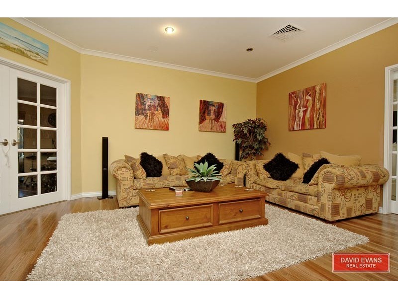 98 Clydebank Crescent, Kinross WA 6028