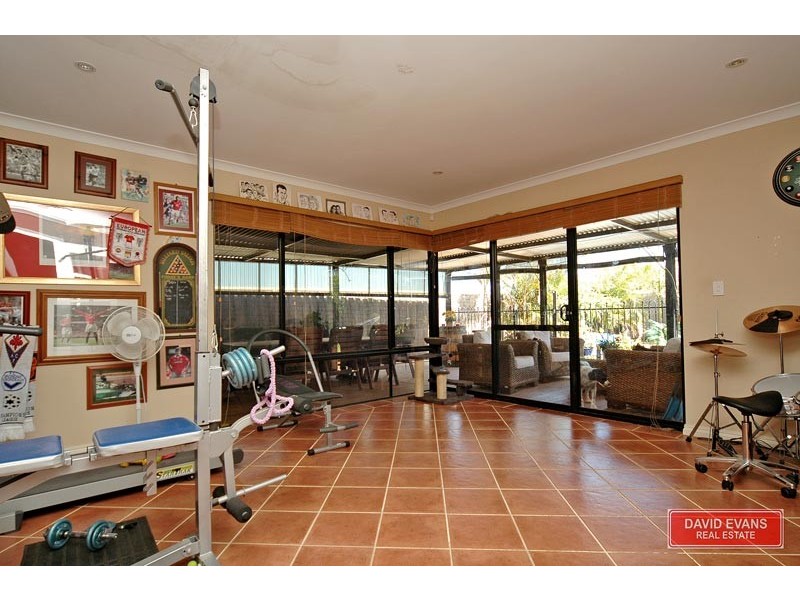 98 Clydebank Crescent, Kinross WA 6028