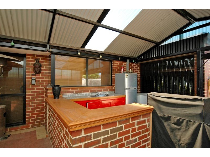 98 Clydebank Crescent, Kinross WA 6028