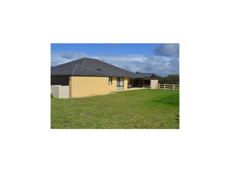 24 Haslam Street, Muchea WA 6501