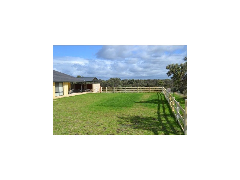 24 Haslam Street, Muchea WA 6501