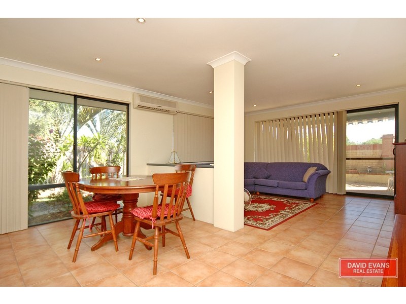 6 Yama Close, Carramar WA 6031